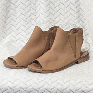 Musse & Cloud Size 39 (8 US) Ciara Tan Leather Peep Toe Sandal
